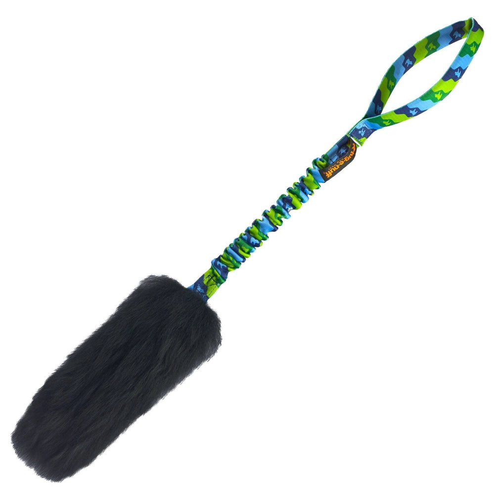 Tug-E-Nuff Wondabaa Bungee Tug met zwart schapenvacht kleur blauw en groen