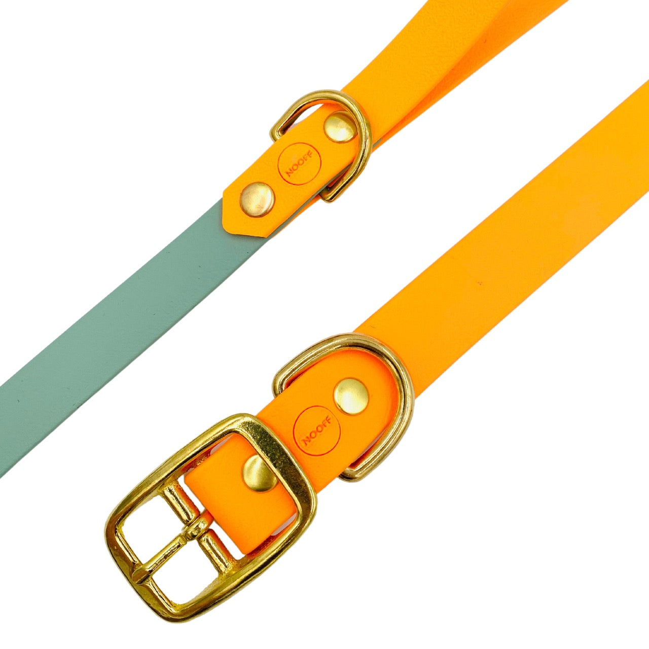 logo NOOFF® op halsband en riem